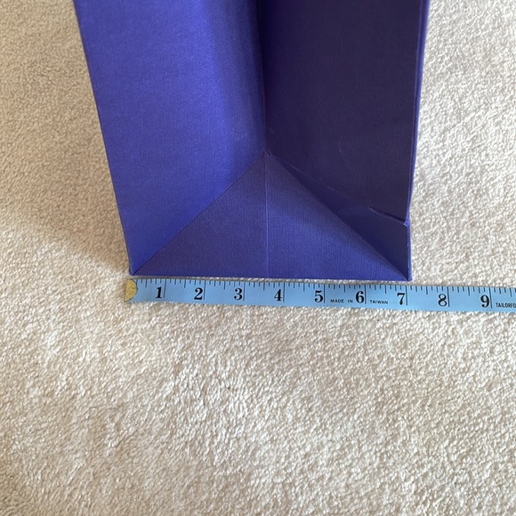 Stuart Weitzman shopper - Picture 8 of 11